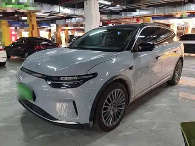 Leapmotor C11