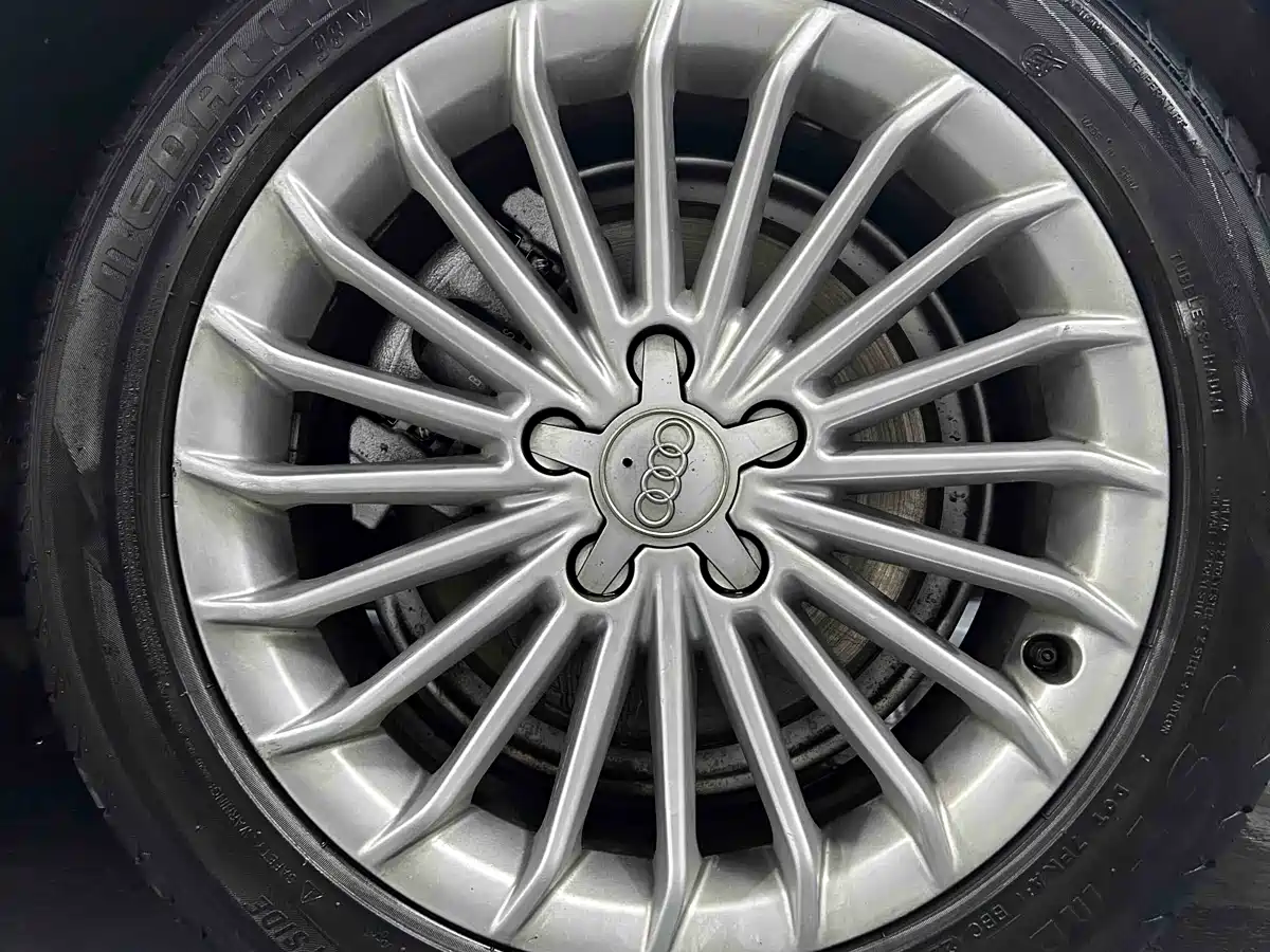 Audi A4L 2016 35 TFSI Collector's Edition Automatic Standard фото 11