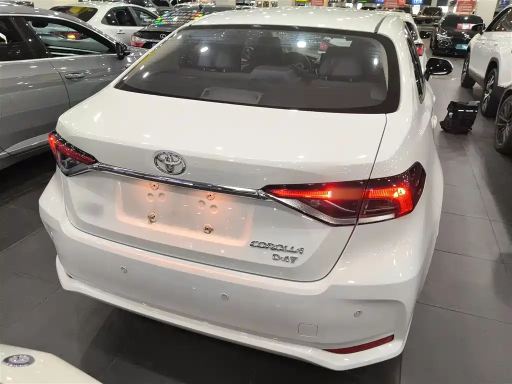 Toyota Corolla 2019 1.2T S-CVT GL-i Elite Edition фото 4