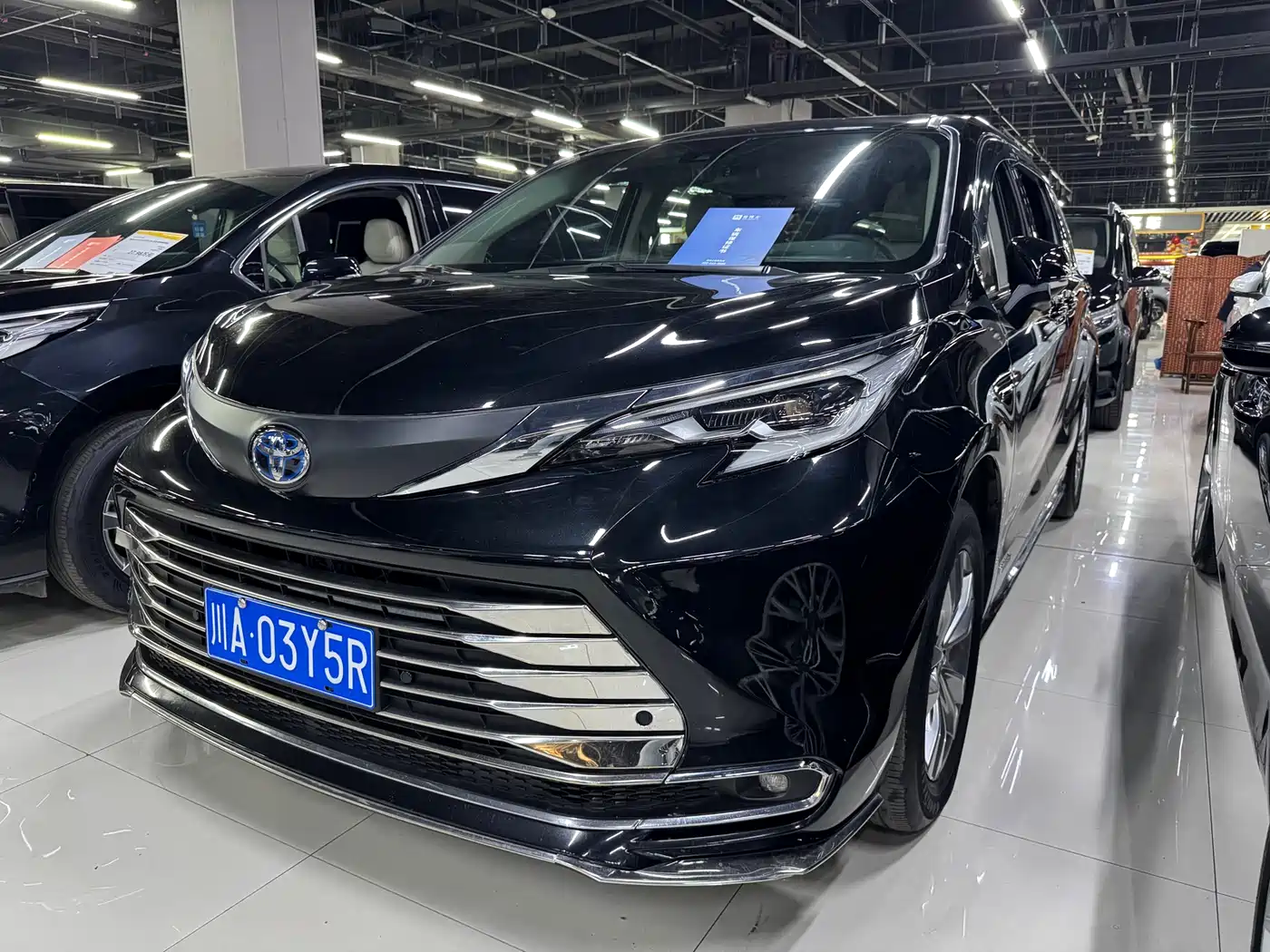 Toyota Sienna 2024 2.5L Hybrid Comfort Edition фото 11