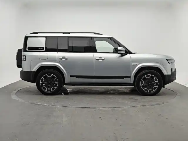 Fang Cheng Bao Titanium 7 2025 2025 200KM Front-Wheel Drive Max Edition