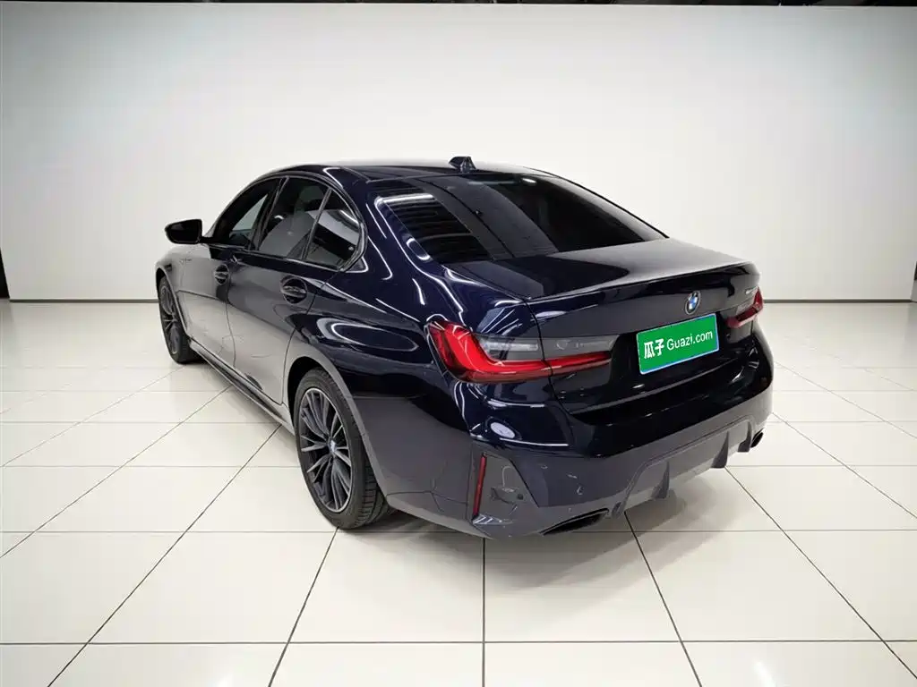 BMW 3 Series 2024 325i M Sport Shadowline Package фото 5