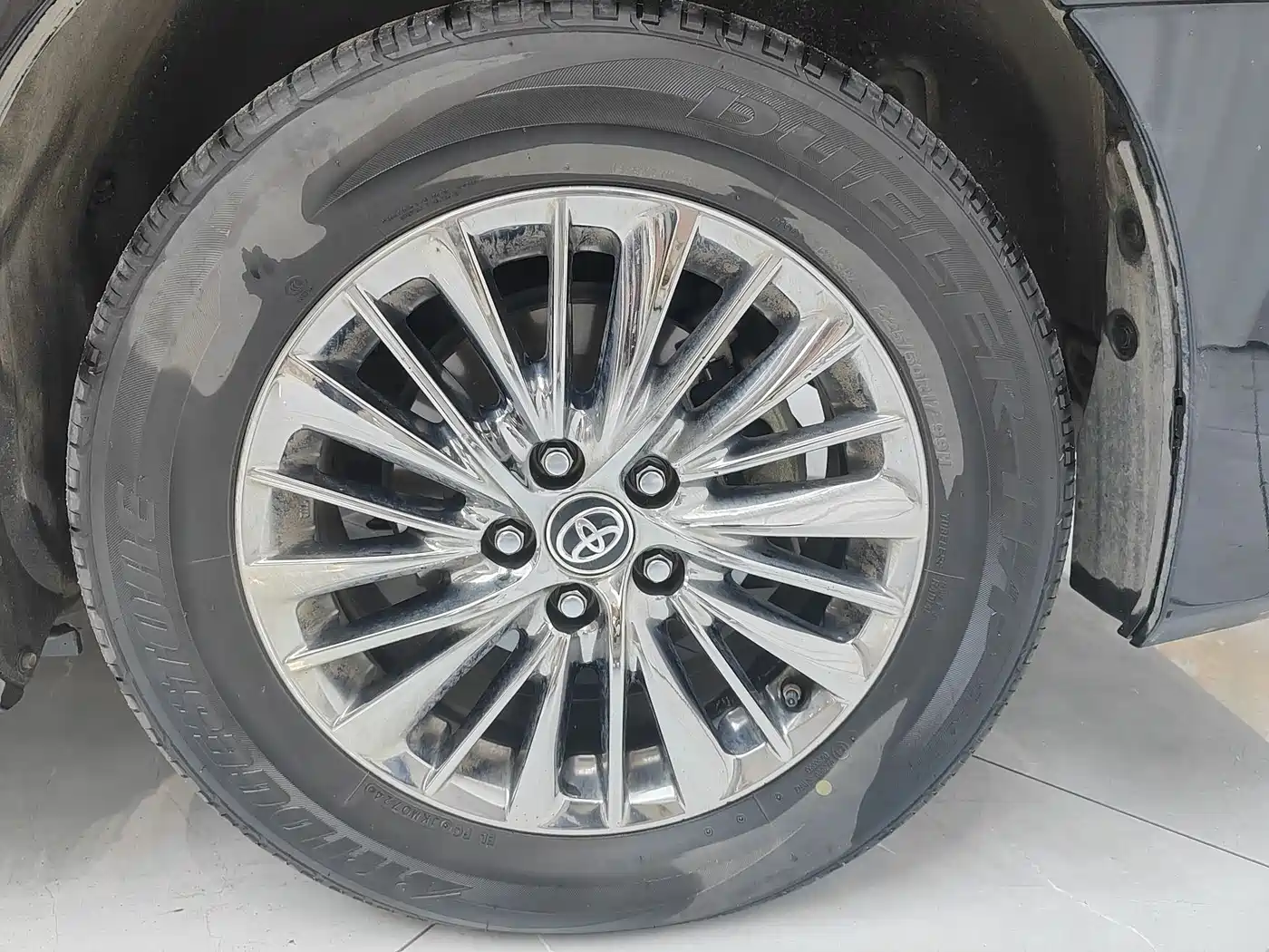 Toyota Vellfire 2020 Twin Engine 2.5L HV Luxury Edition фото 23