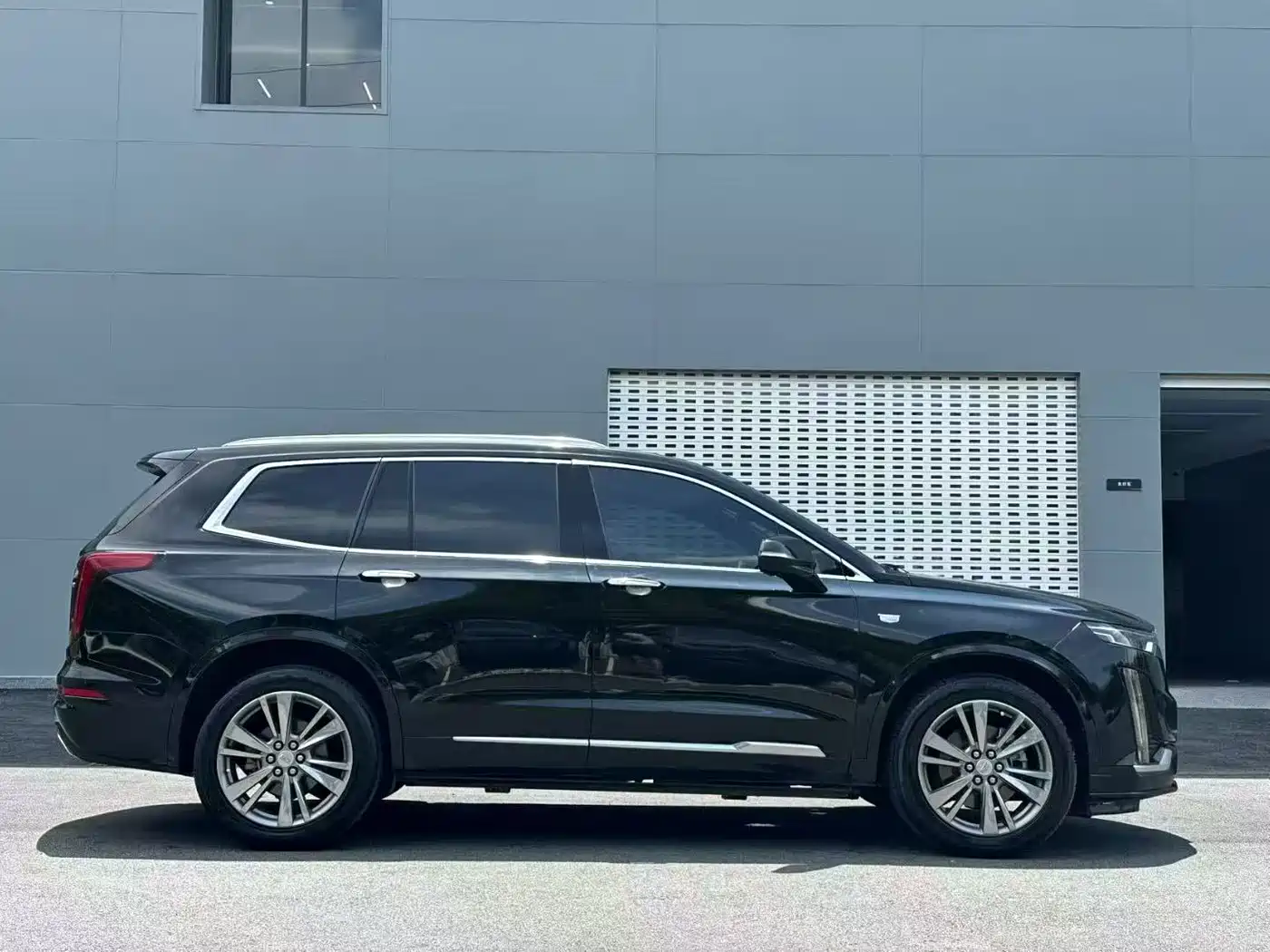 Cadillac XT6 2021 28T 6-Seater Luxury фото 7