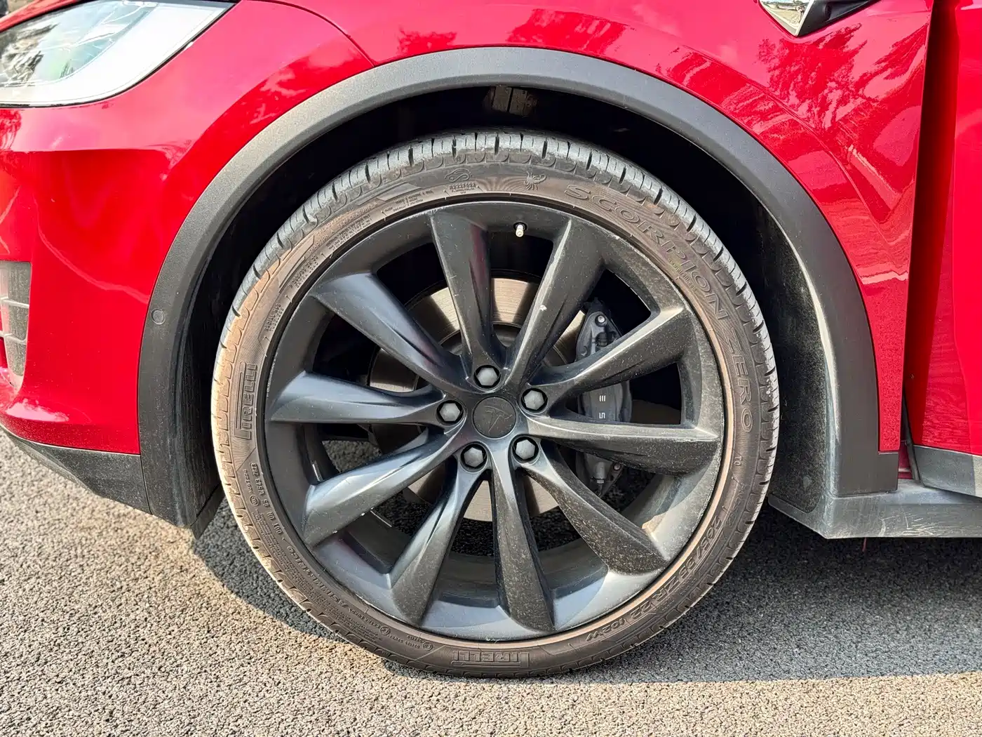Фото 31 - Tesla Model X