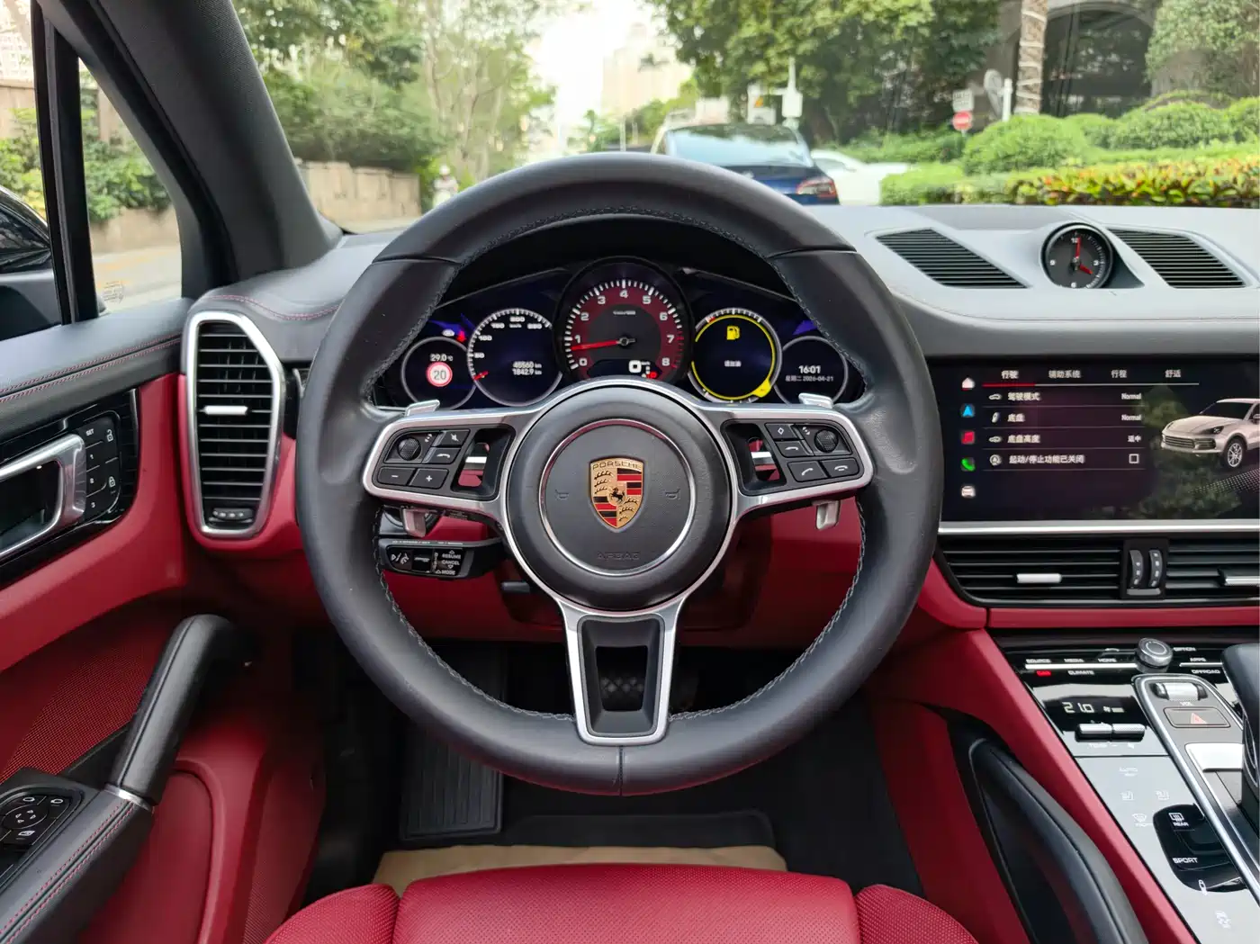 Porsche Cayenne 2022 Cayenne 3.0T Platinum Edition фото 16