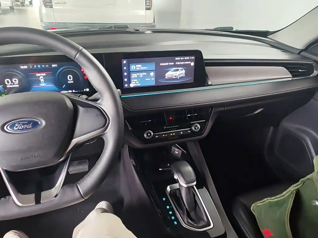 Ford Escort 2022 2021 1.5L Automatic Diamond Edition