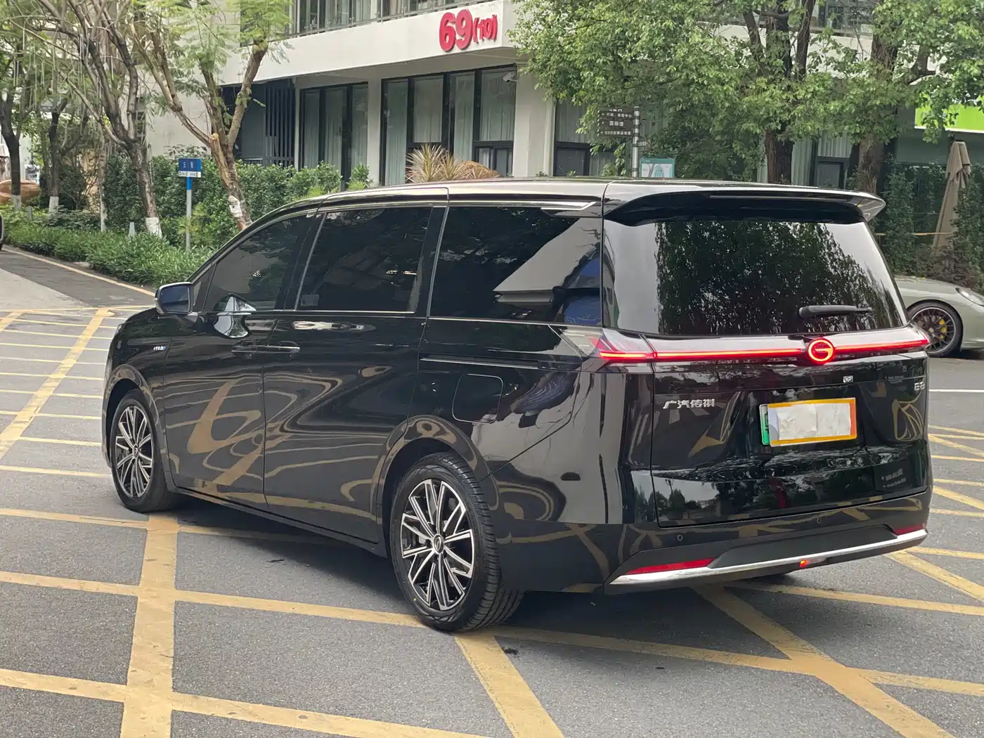GAC TRUMPCHI E8 NEW ENERGY