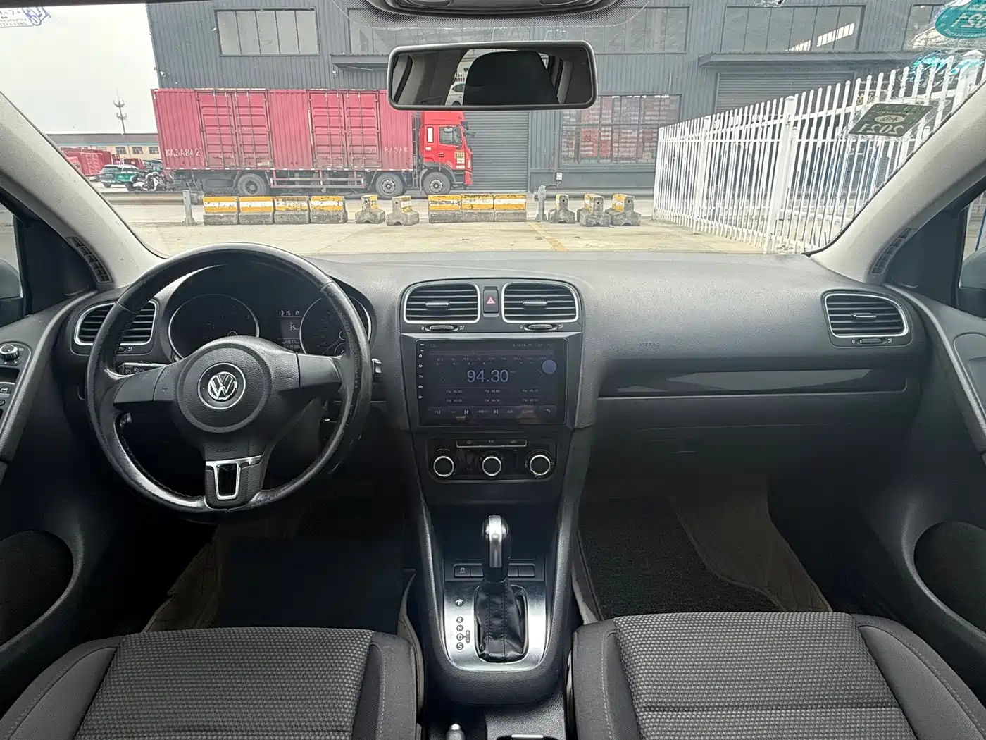 Volkswagen Golf 2012 1.6 Automatic Comfort Type фото 9