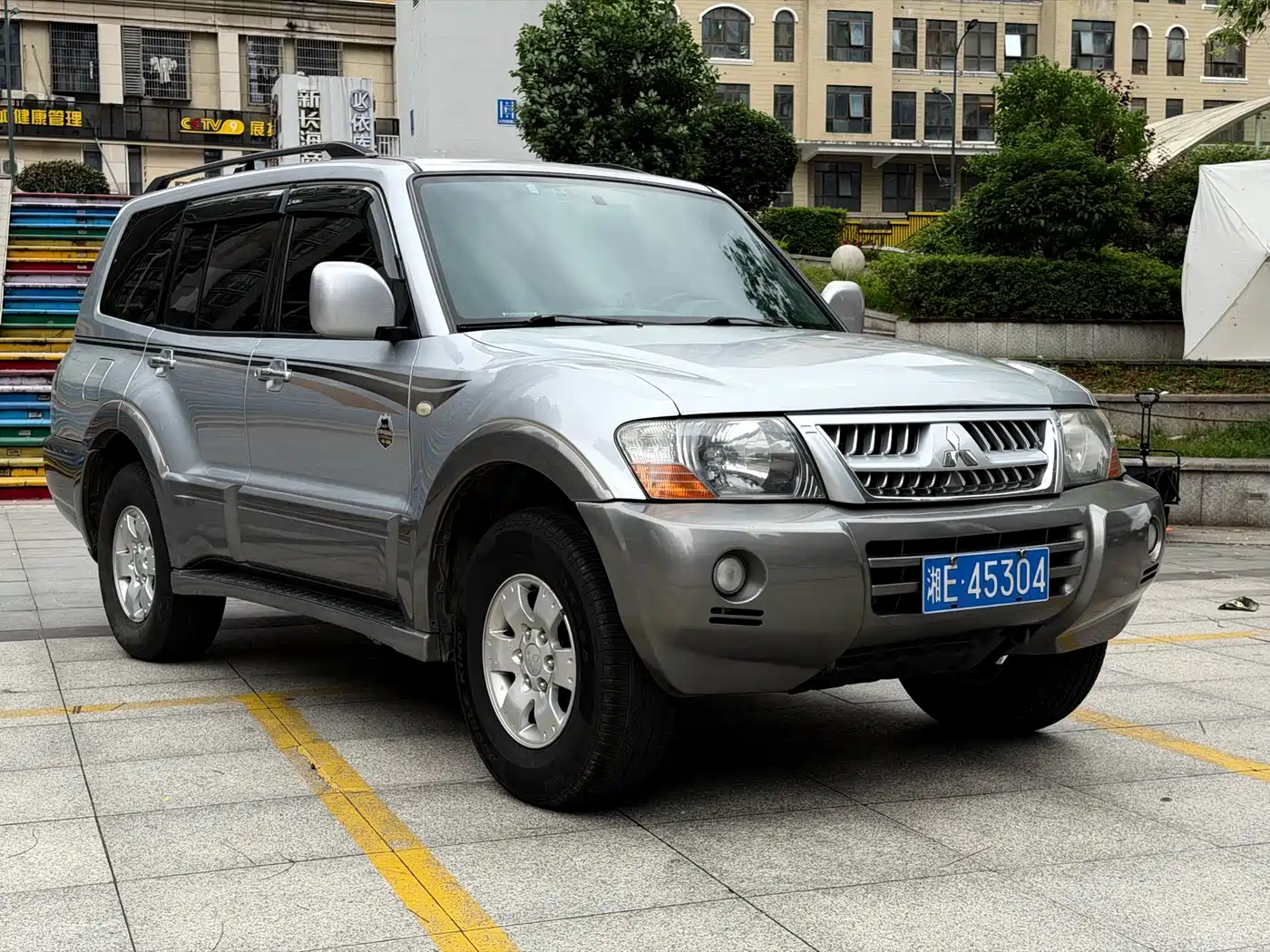 Mitsubishi Pajero 2011 Mitsubishi Pajero V73 3.0L AT GLX фото 3