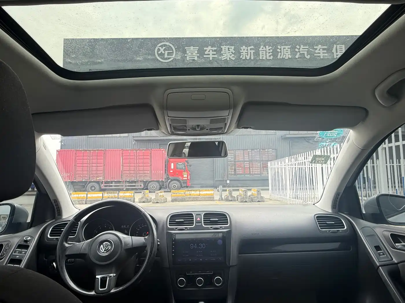 Volkswagen Golf 2012 1.6 Automatic Comfort Type фото 10