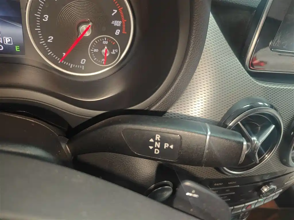 Mercedes-Benz B-Class 2015 B 200 Style фото 10