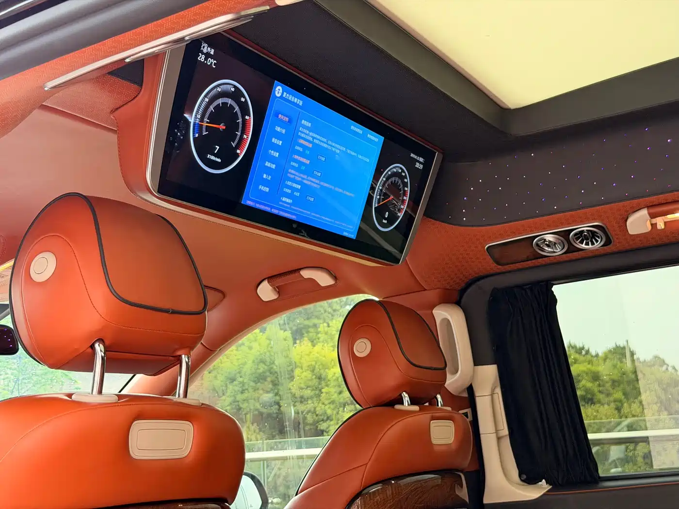 Mercedes-Benz V-Class 2022 V 260 L Long Wheelbase Luxury Edition фото 14