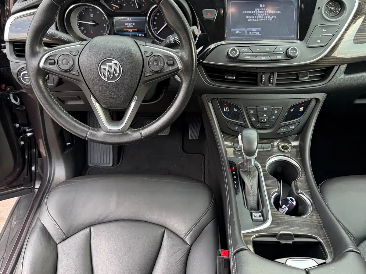Фото 8 - Buick Envision Plus