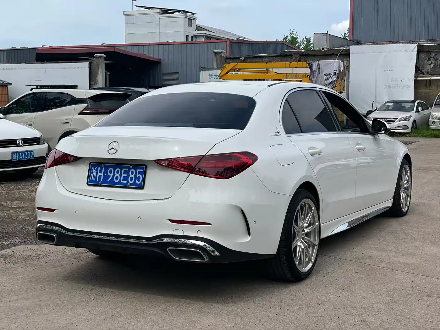 Mercedes-Benz C-Class 2023 C 200 L Sport фото 6