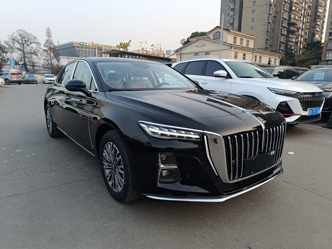 Hongqi H5 2024 1.5T DCT Smart Connect Flag Joy Edition фото 3