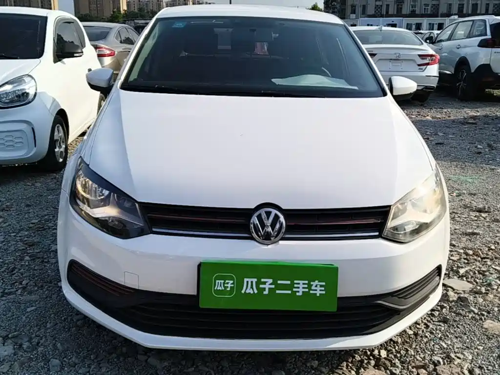 Фото 3 - Volkswagen Polo