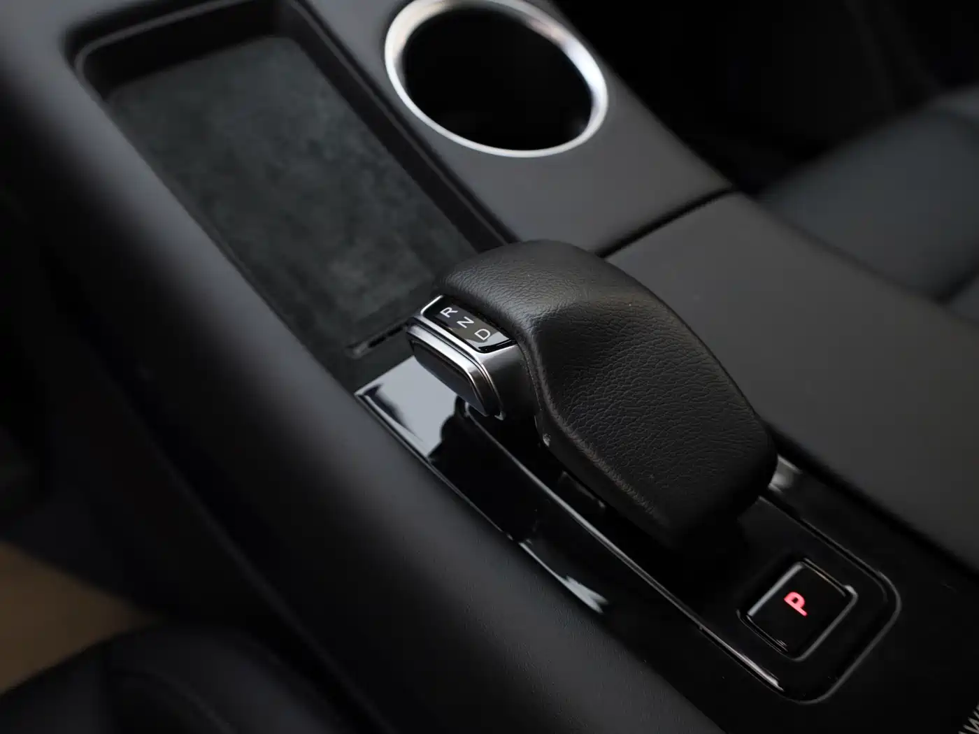 AITO Wenjie AITO M5 2022 Extended Range AWD Performance Edition фото 14