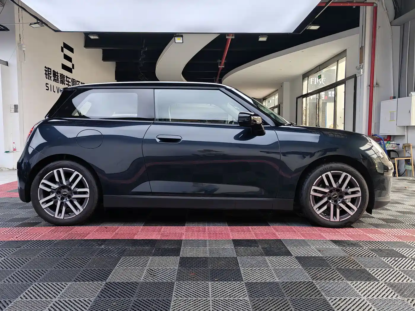 MINI ELECTRIC  COOPER