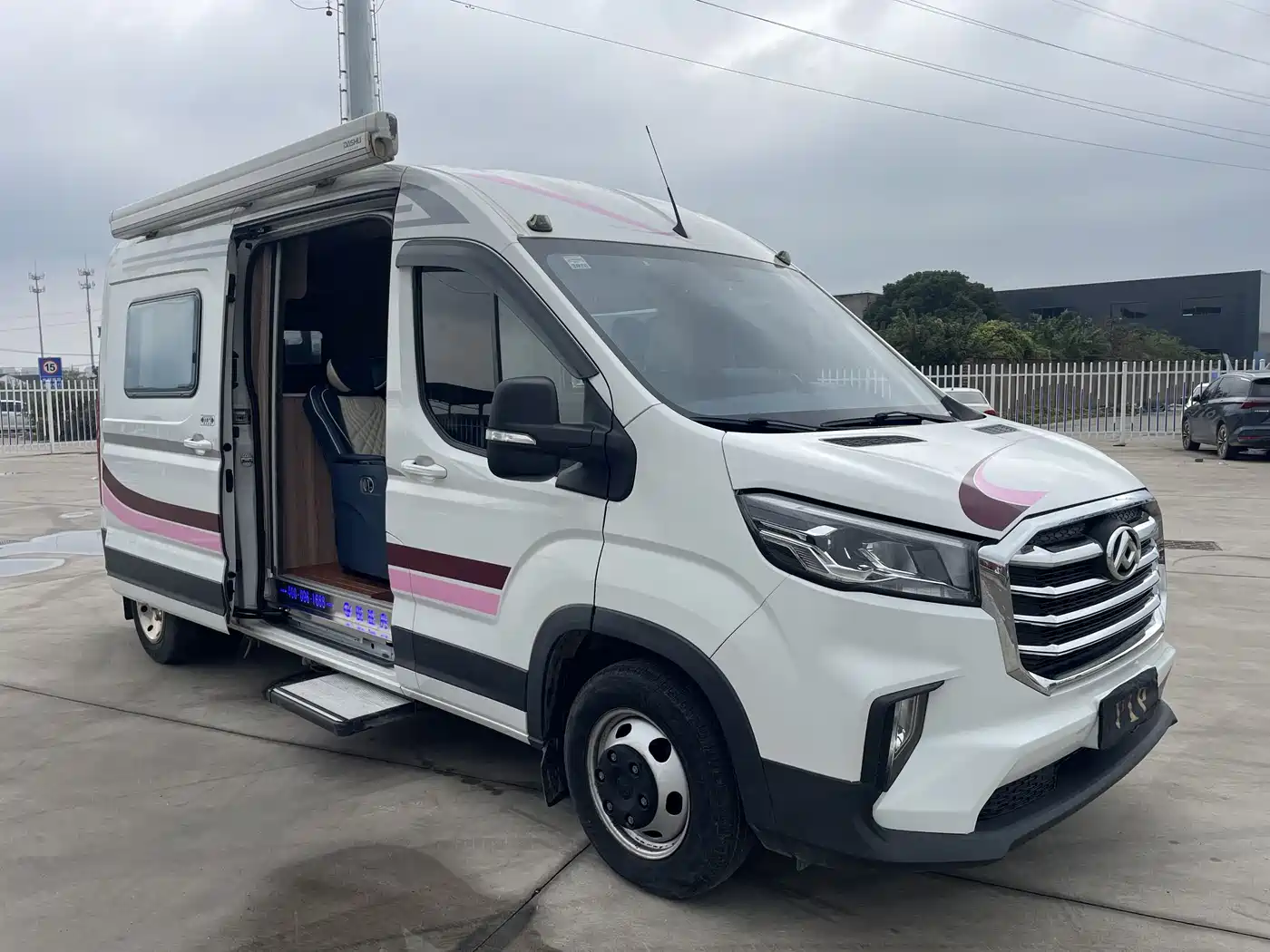 SAIC Maxus MAXUS V90 RV 2021 2.0T Traveler V90 Self-contained Type B RV Flagship Version фото 37