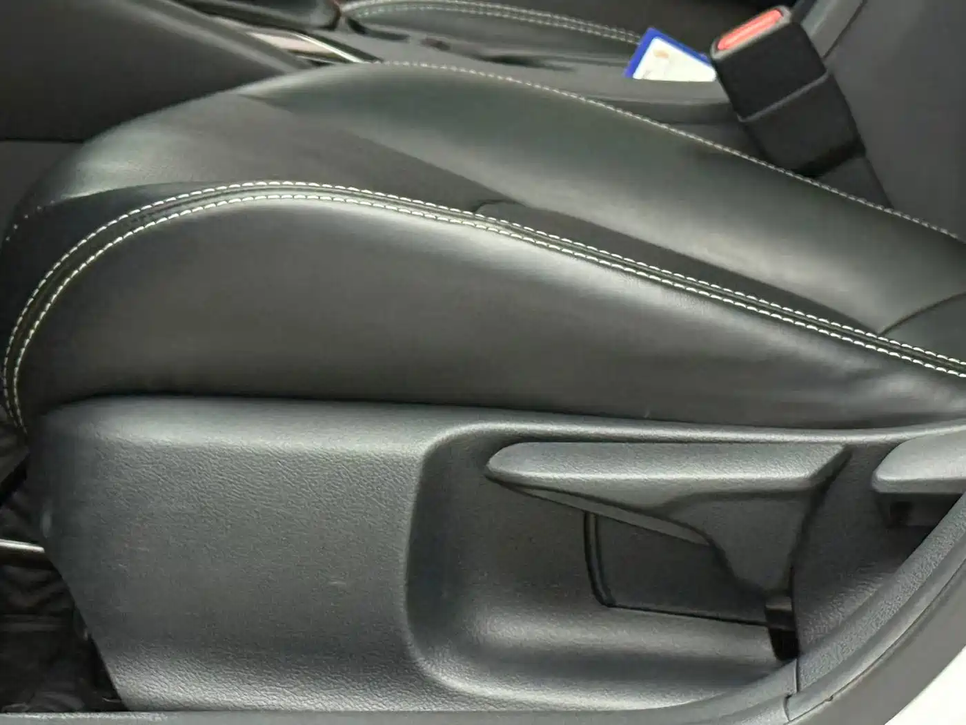 Toyota Corolla 2021 1.2T S-CVT Elite PLUS Edition фото 22