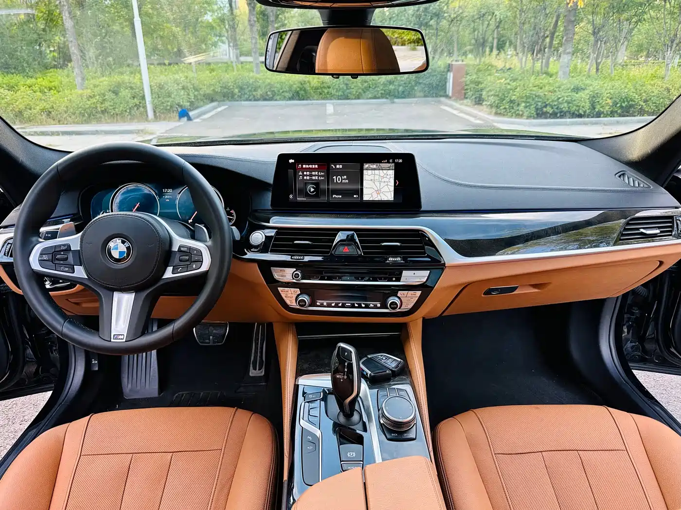 Photo 12 - BMW 5 Series