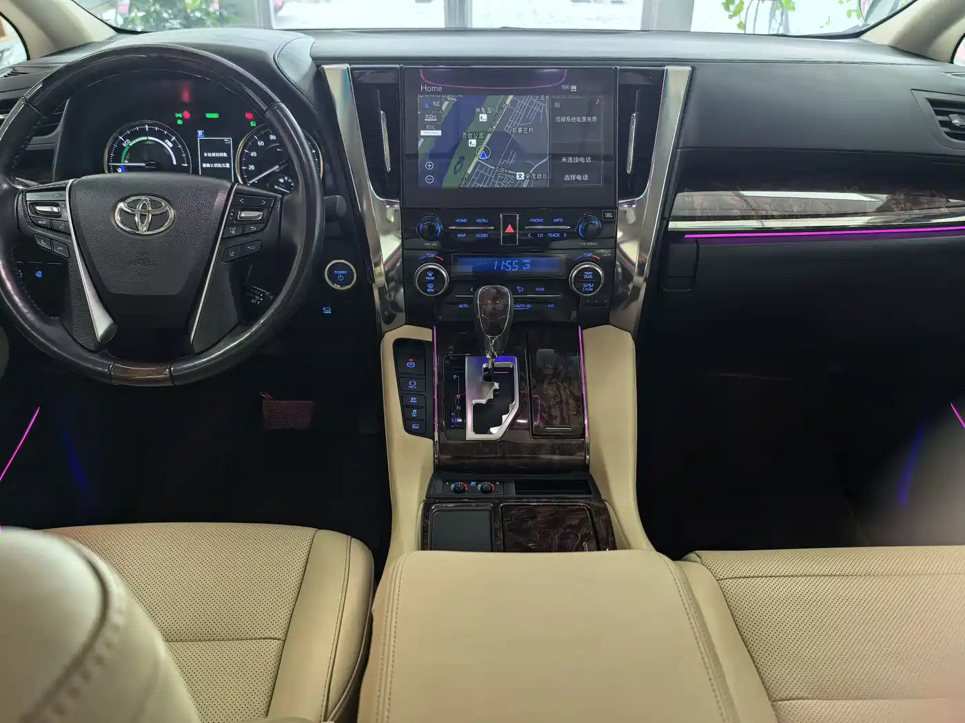 Toyota Alphard 2021 Hybrid 2.5L Luxury фото 9