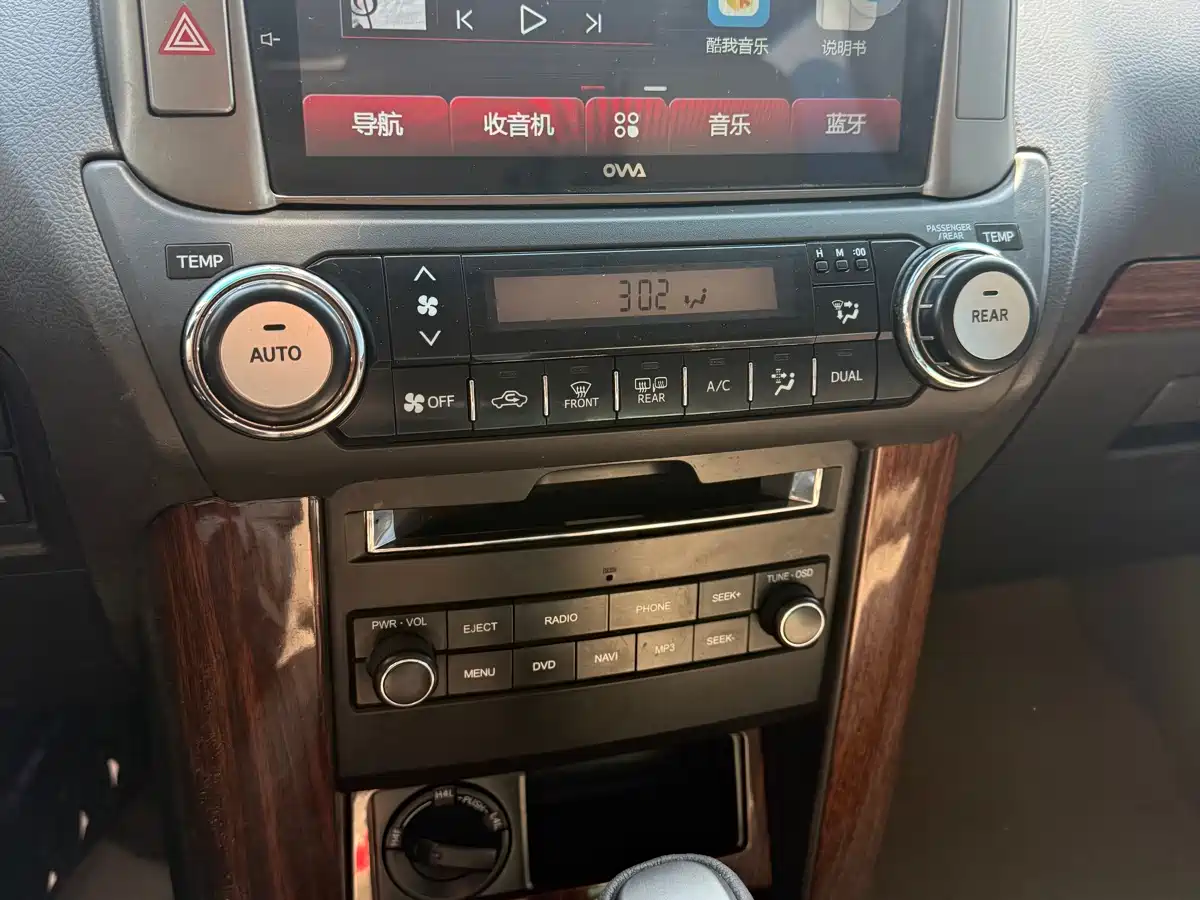 Toyota Prado (Import) 2010 2.7L Auto Luxury фото 6