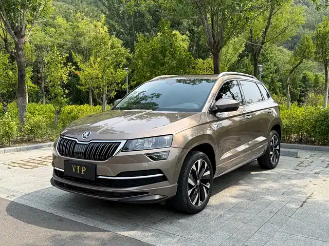 Skoda Karoq TSI280, Luxury Enjoy