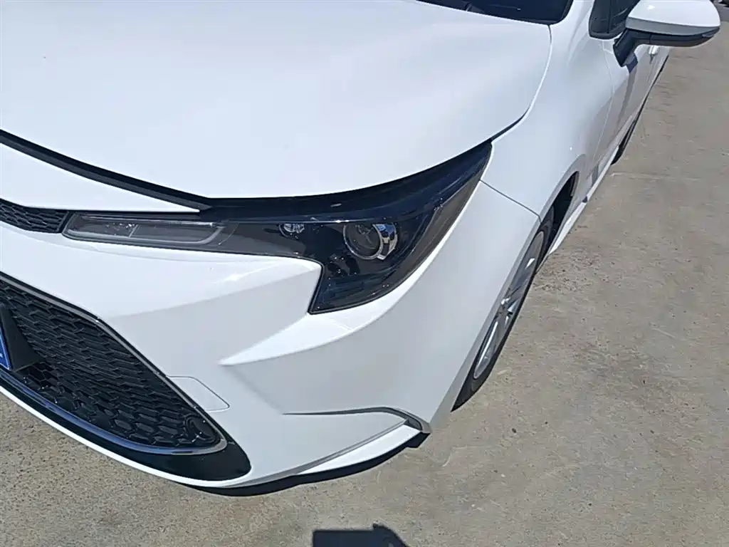 Toyota Levin 2022 185T CVT Luxury Edition фото 24