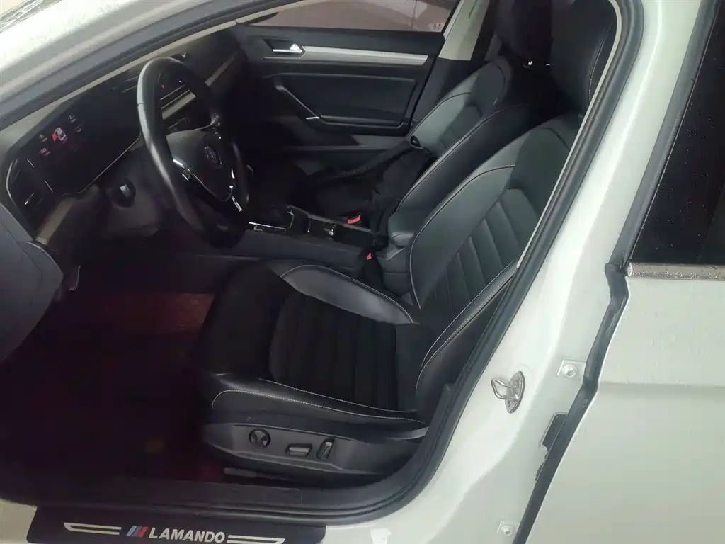 Volkswagen Lamando 2021 Facelift 280TSI DSG Comfort Edition фото 15