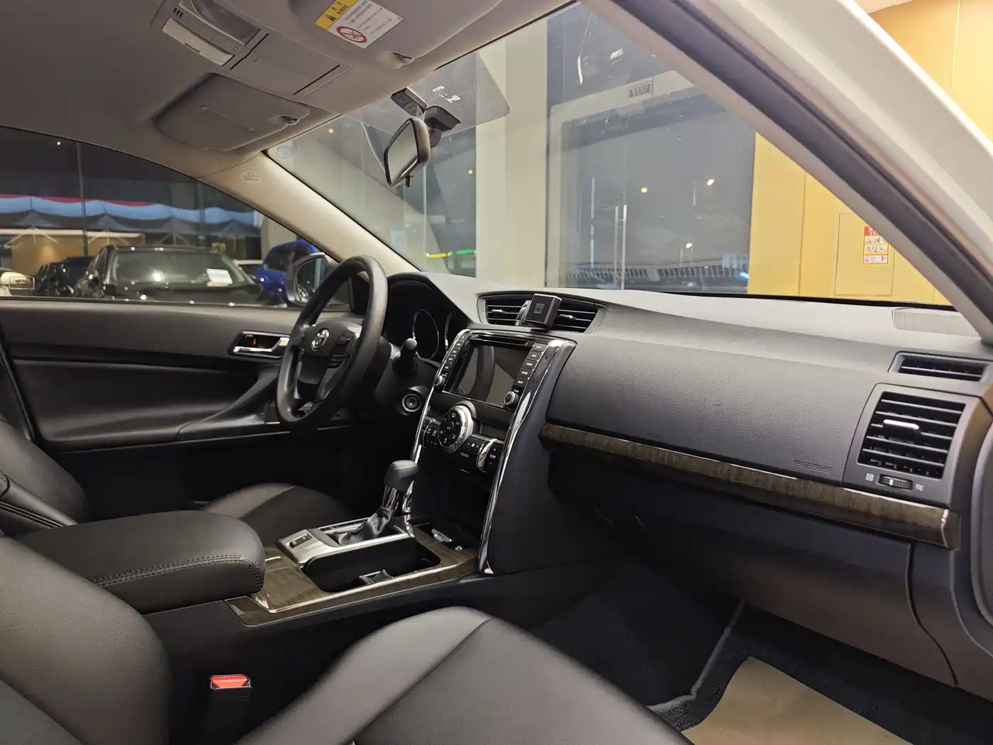 Toyota Reiz 2013 2.5S Elite Edition фото 33