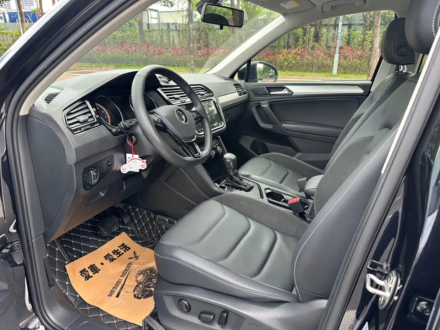 Volkswagen Tiguan L 2021 330TSI Automatic 2WD Smart фото 7