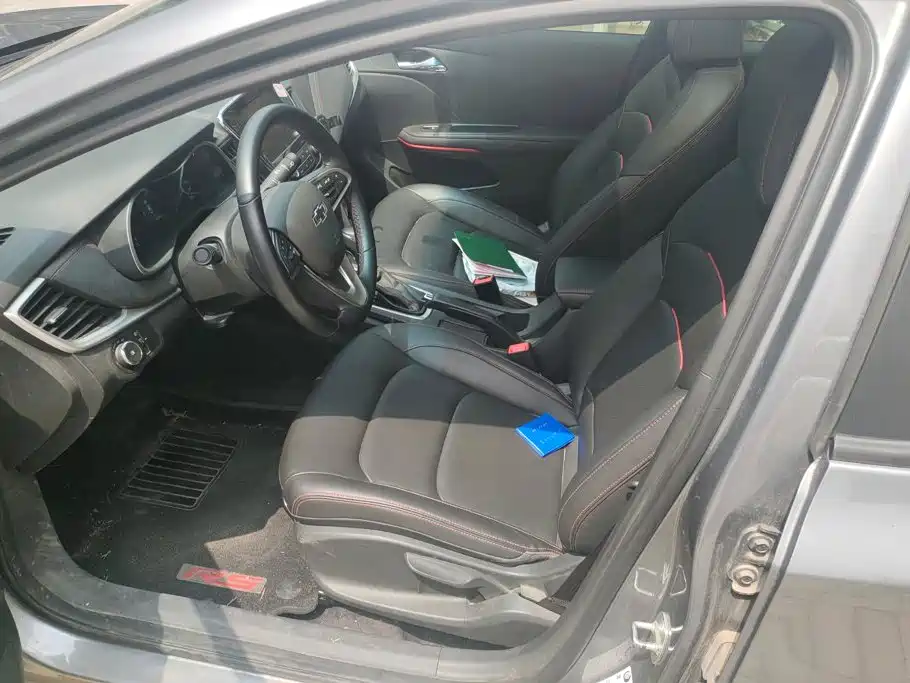 Chevrolet Monza 2019 2019 RS 330T Auto Smooth Edition China VI