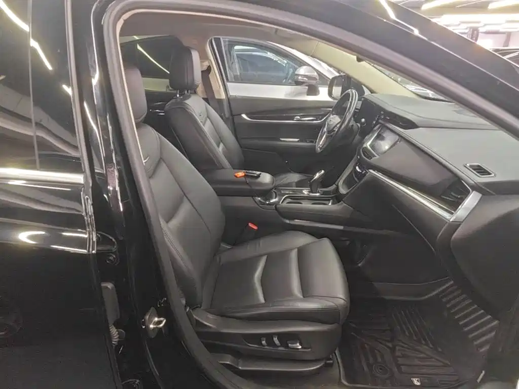 Cadillac XT5 2018 28T 4WD Luxury фото 25