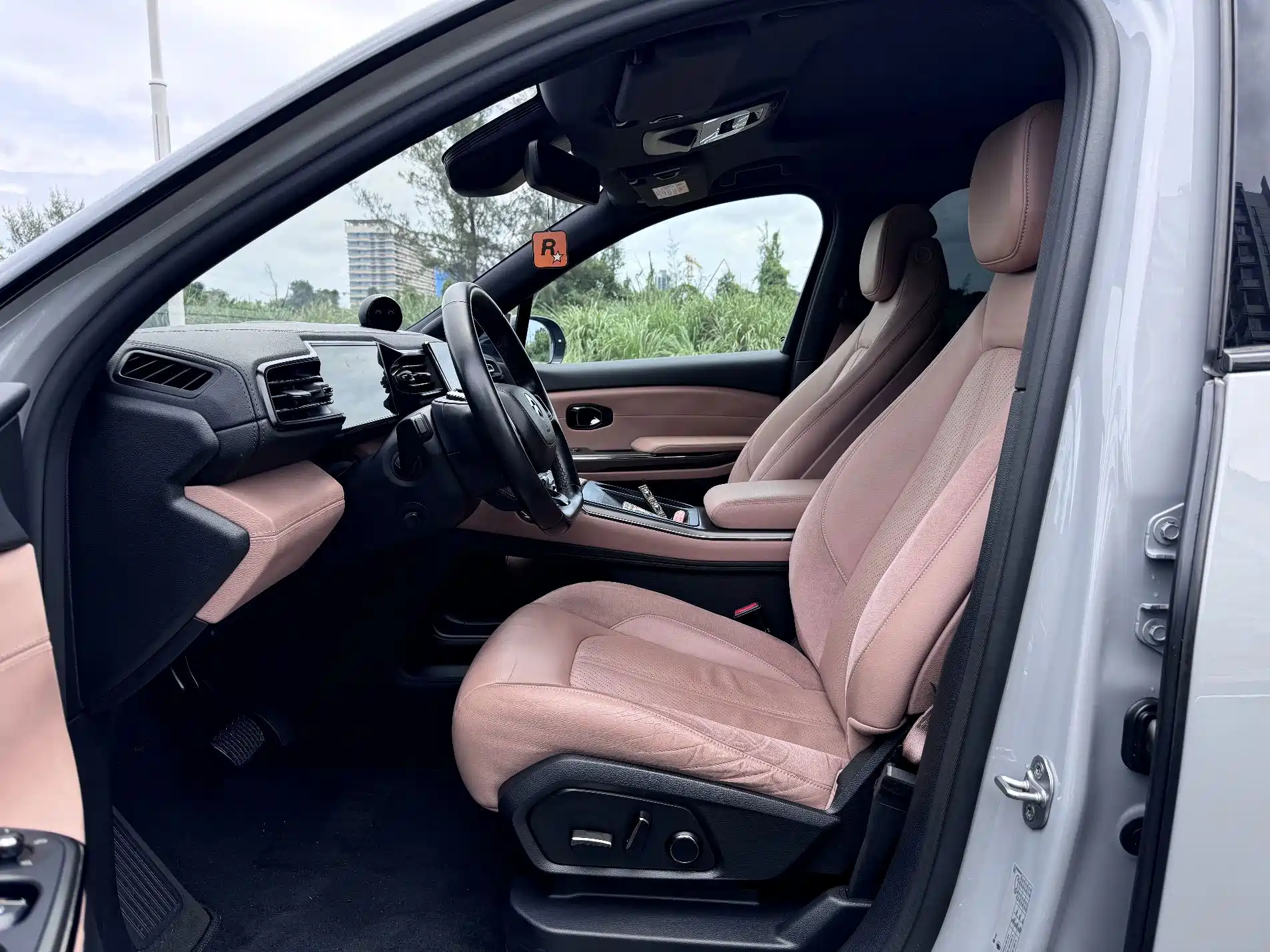 Фото 7 - NIO ES6