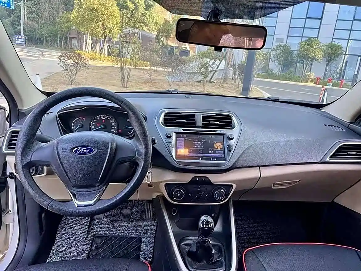 Ford Escort 2015 2015 1.5L Manual Comfort
