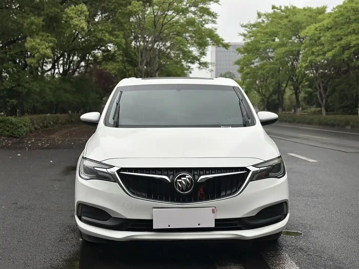Buick GL6 2018 18T 5-Seat Elite Edition фото 2
