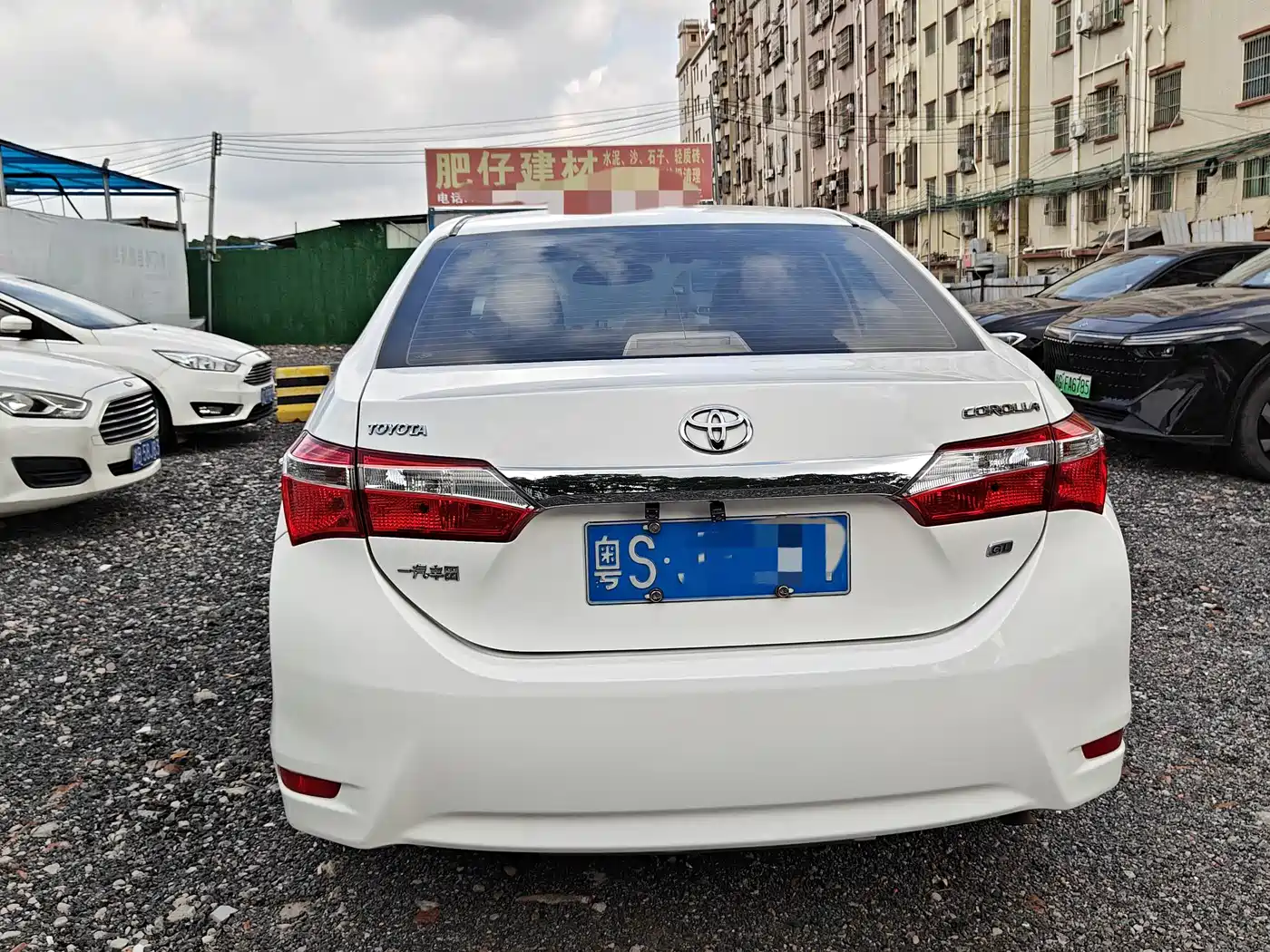 Toyota Corolla 2014 1.6L CVT GL фото 6
