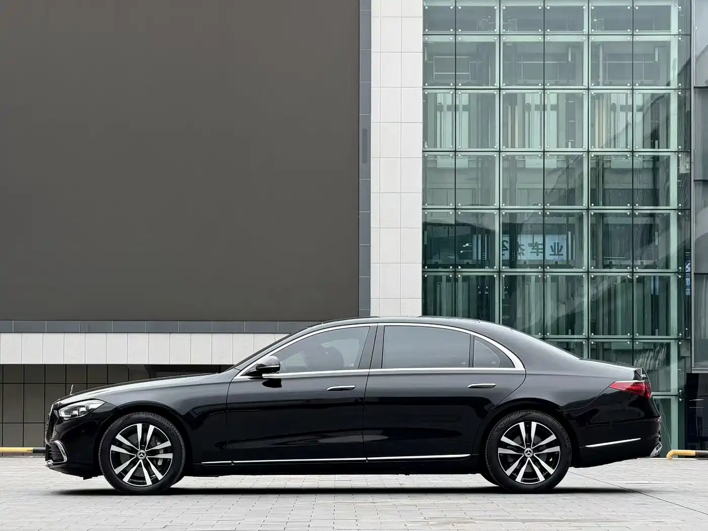 Mercedes-Benz S-Class 2022 Facelift Model S 400 L Luxury Type фото 4