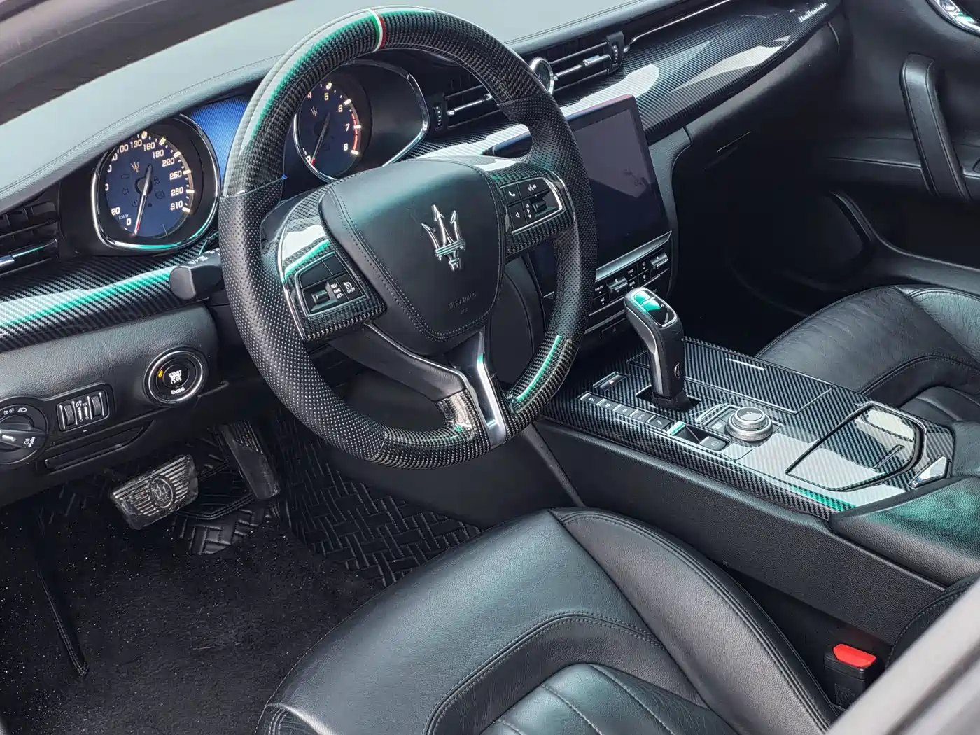 Maserati Quattroporte 2015 3.0T S Q4 фото 28