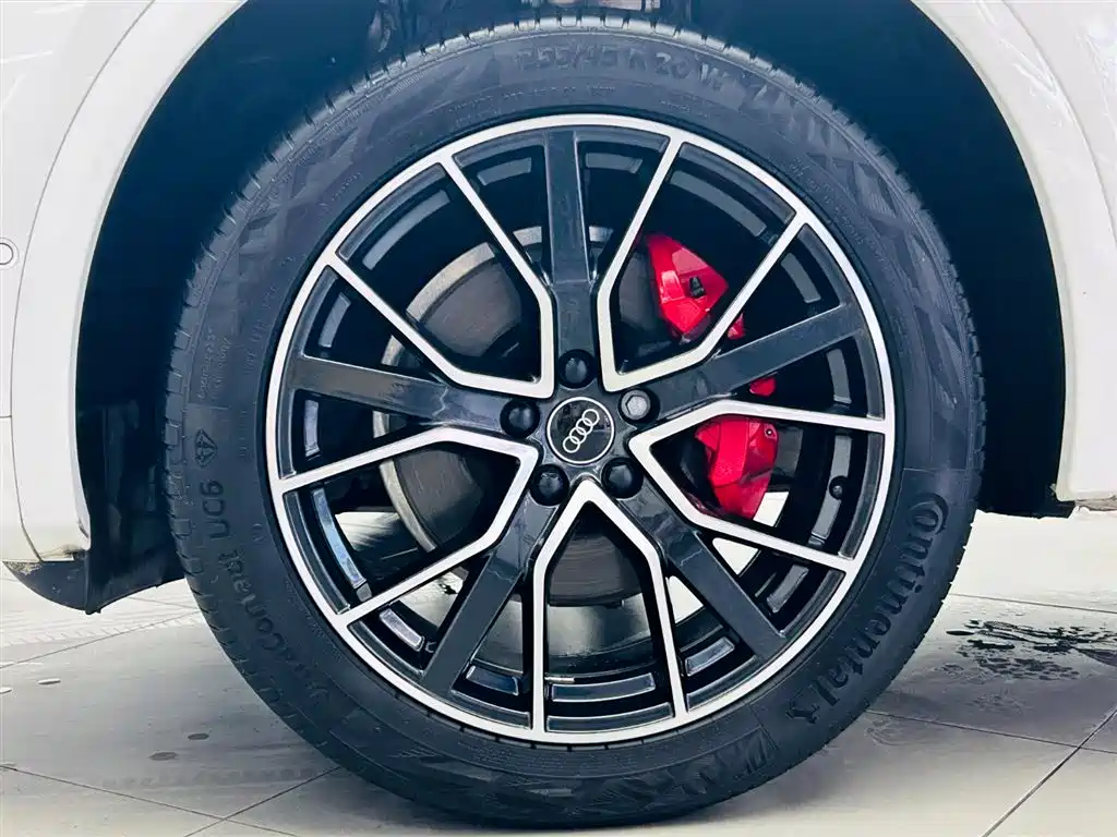 Audi Q5L 2024 Model 45 TFSI Luxury Dynamic фото 10