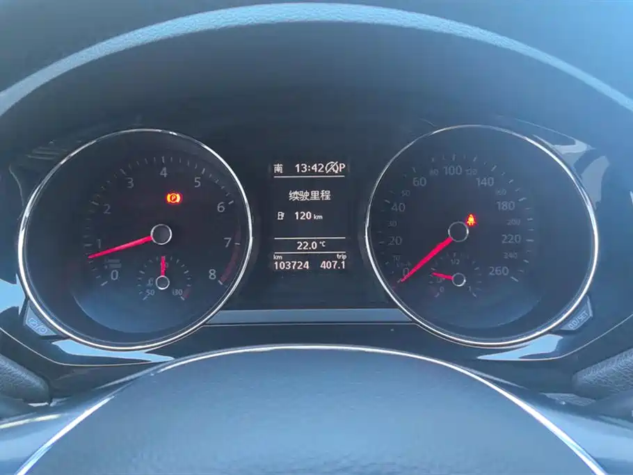 Volkswagen Sagitar 2017 180TSI Auto Exclusive Edition фото 14