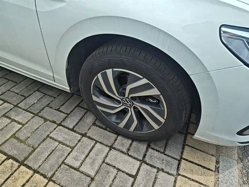 Volkswagen Bora 2025 Facelift 200TSI DSG Navigation Edition фото 14