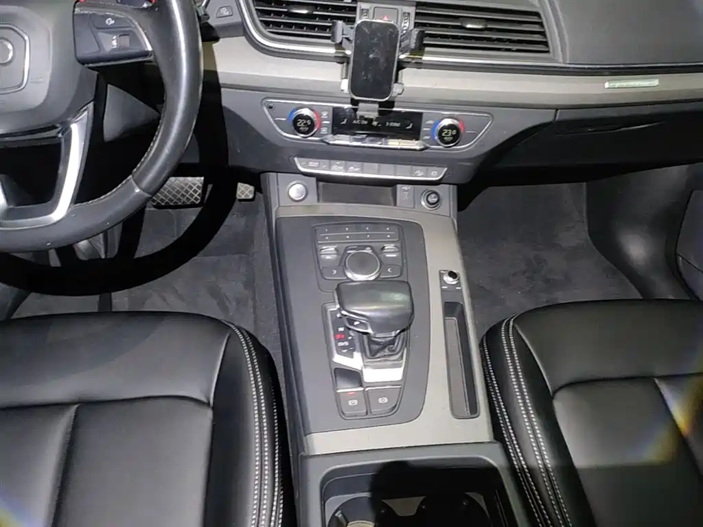 Audi Q5L 2018 40 TFSI Prestige Progressive (China V) фото 14