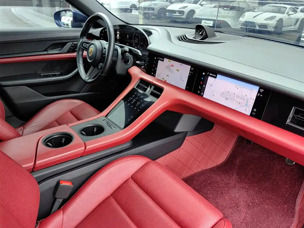 Porsche Taycan 2020 Taycan фото 11
