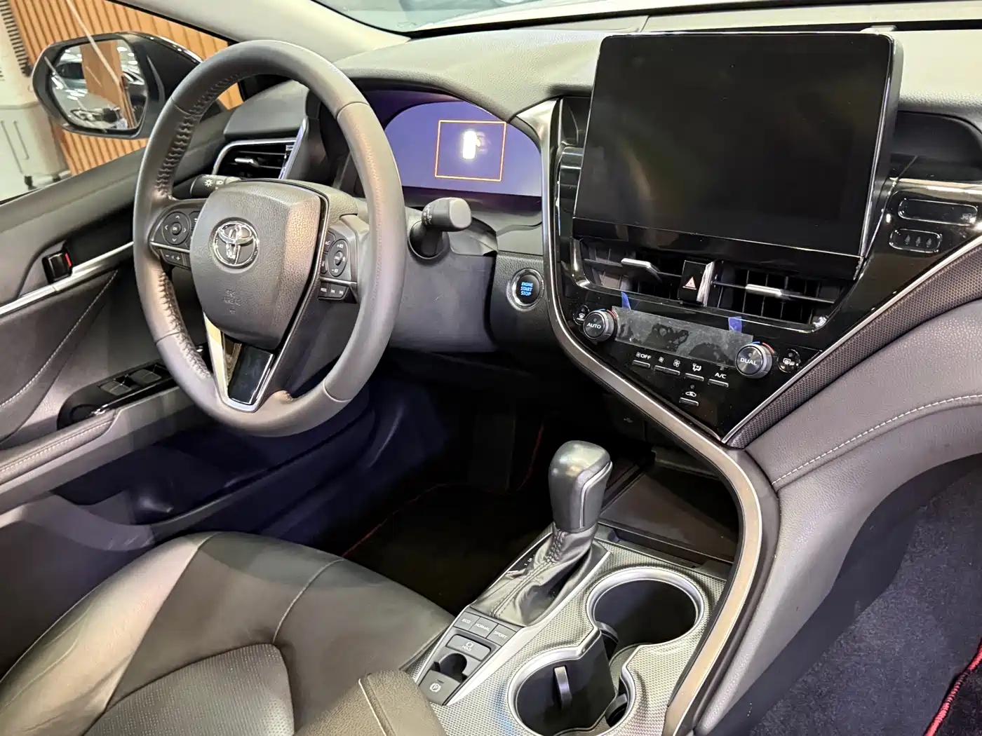 Toyota Camry 2023 2.5S Trend Edition фото 12