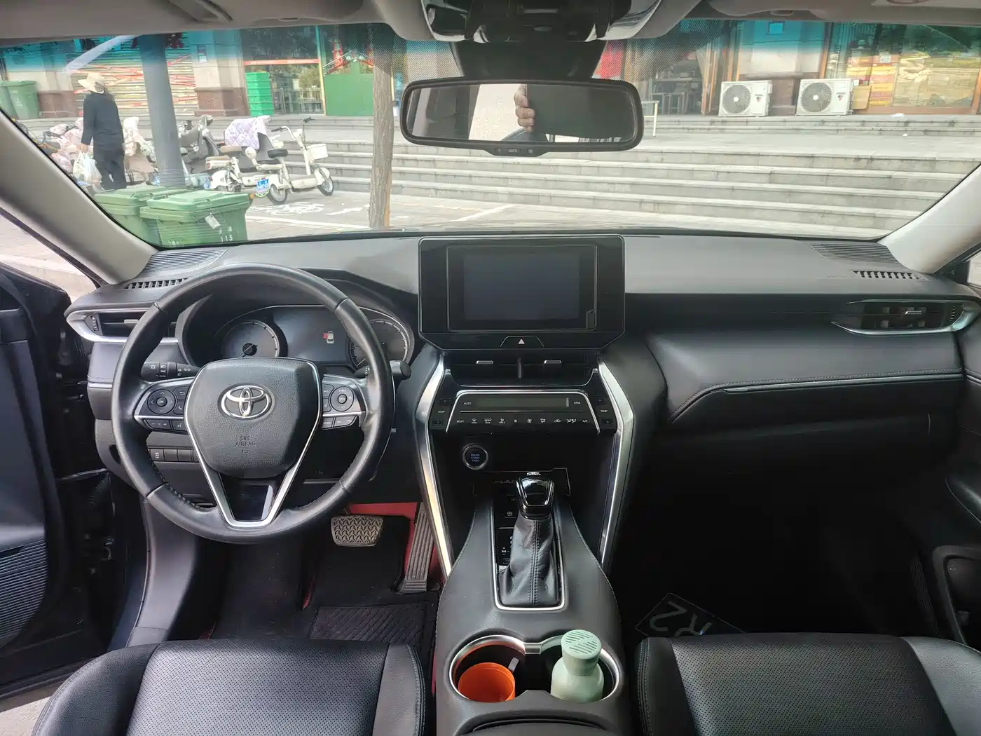 Toyota Lingfang HARRIER 2022 2.0L CVT 2WD Luxury Edition фото 13