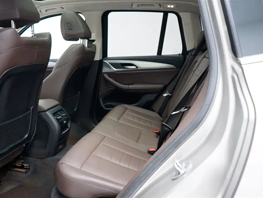 BMW iX3 2021 Pioneer фото 6