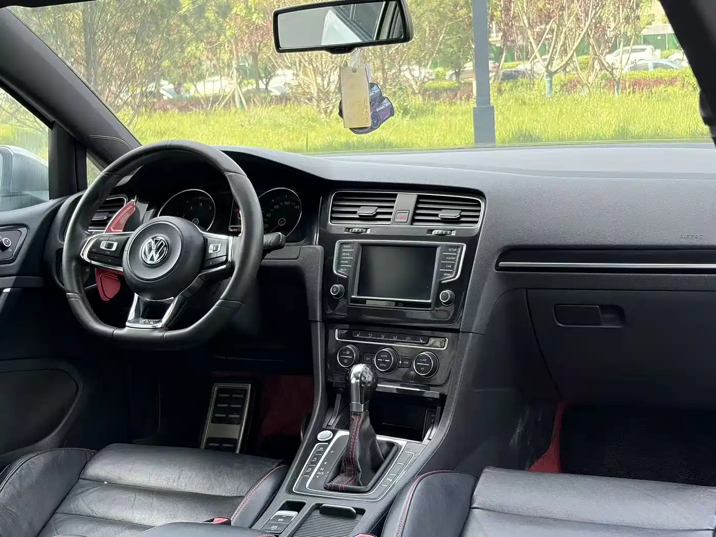 Volkswagen Golf GTI 2016 2.0TSI GTI фото 11